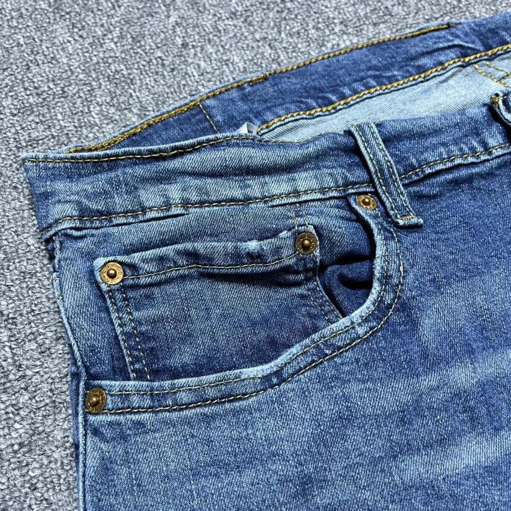 Levi's 559 Relaxed‎ Straight Jeans W38 L30 Blue Denim Medium Wash Mens Casual